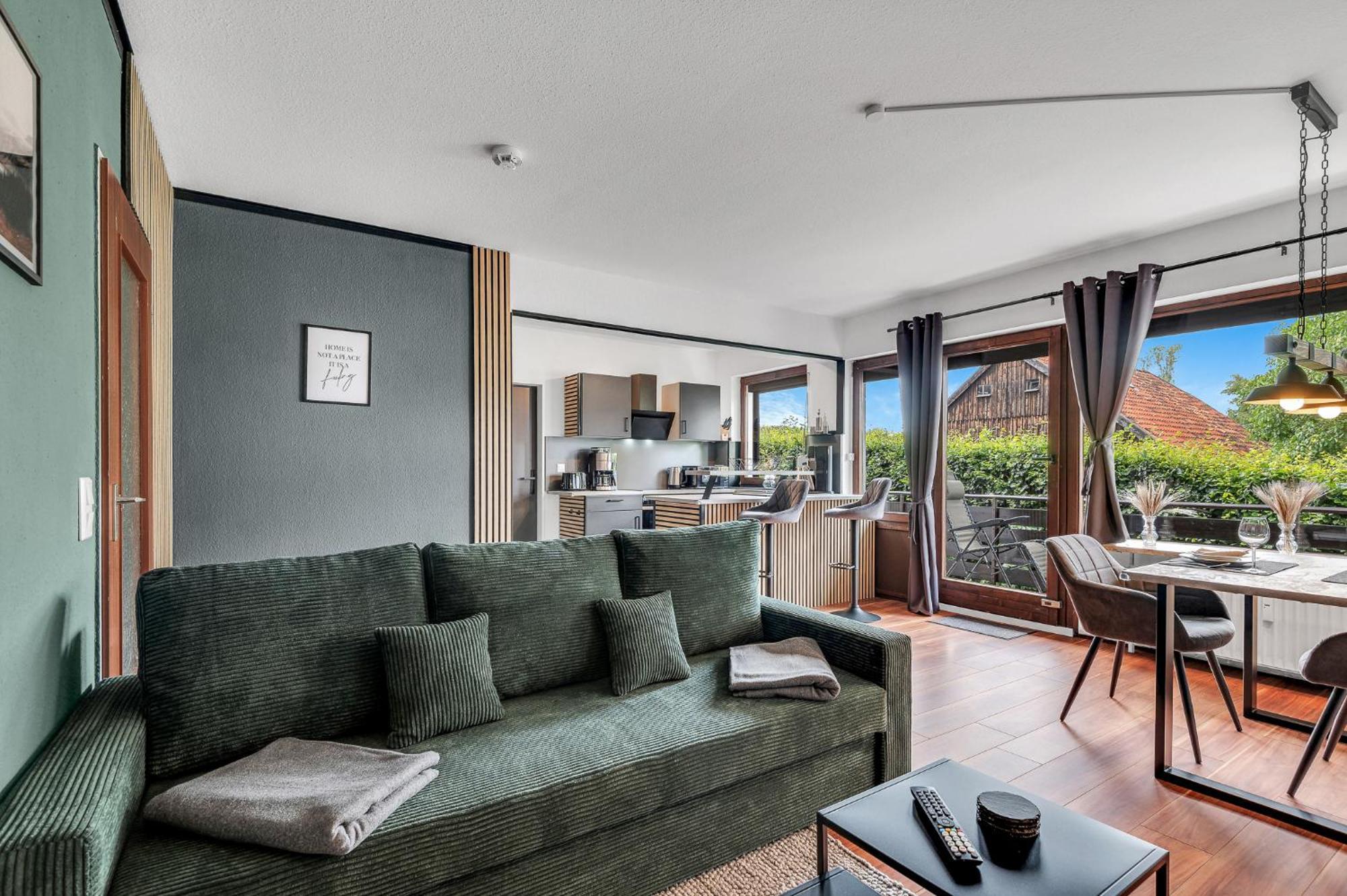 Stanma Luchspartment Ruhig Und Zentral Mit Grossem Balkon Und Kostenlosem Parkplatz